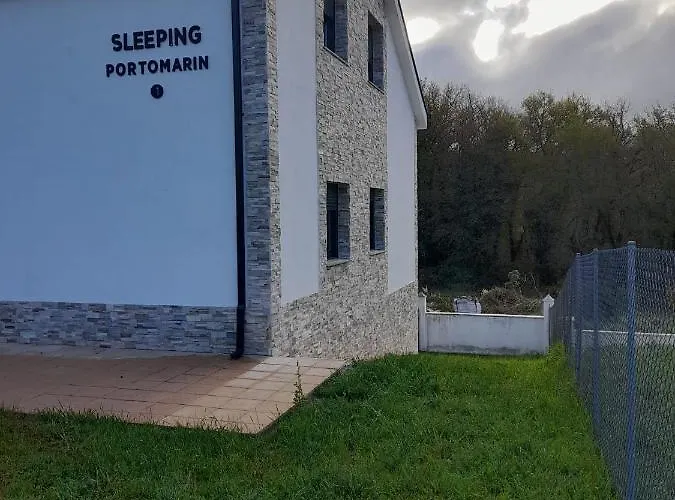 Sleeping Portomarin 2